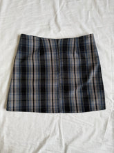 Lade das Bild in den Galerie-Viewer, Monde skirt: Size 10