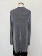 Load image into Gallery viewer, Aust cardigan: Size M