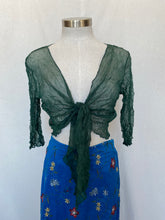 Load image into Gallery viewer, Threadz shawl: Size M