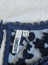 Load image into Gallery viewer, Loobies Story top: Size 10