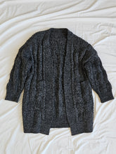 Load image into Gallery viewer, Handmade cardigan: free size