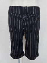 Load image into Gallery viewer, Supre pants: Size 6