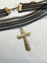 Cargar imagen en el visor de la galería, Upcylced necklace
