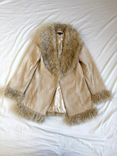 Load image into Gallery viewer, Spiral coat: Size 8