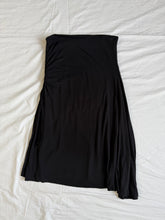 Lade das Bild in den Galerie-Viewer, Morgan Spencer skirt: Size 12
