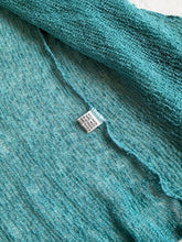 Cargar imagen en el visor de la galería, Aquamarine shawl: Size M/L