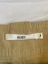 Load image into Gallery viewer, Ruby skirt: Size 8