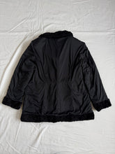 Load image into Gallery viewer, Capture coat: Size L