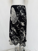 Load image into Gallery viewer, Ella J skirt: Size 10