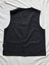 Load image into Gallery viewer, Split vest: Size M