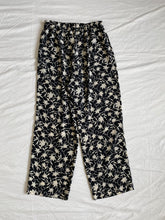 Load image into Gallery viewer, Blast Point pants: Size M
