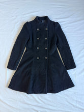 Load image into Gallery viewer, Tate coat: Size 8