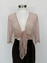 गैलरी व्यूवर में इमेज लोड करें, Merric shawl: Size 14