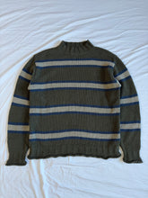 Load image into Gallery viewer, Guess jumper: Size XL