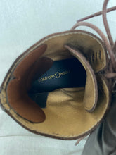 Load image into Gallery viewer, Vintage boots: Size 37