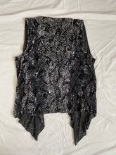Load image into Gallery viewer, Velvet vest: Size M