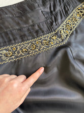 Cargar imagen en el visor de la galería, Amie skirt: Size 14