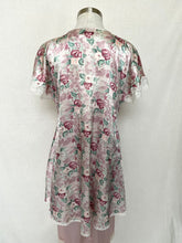 Load image into Gallery viewer, Sussan dressing gown: Size S