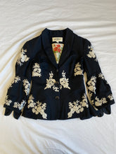 Load image into Gallery viewer, Trelise Cooper blazer: Size 6