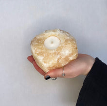 Load image into Gallery viewer, Lavender calcite candle