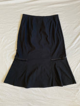 Load image into Gallery viewer, Revue skirt: Size 16