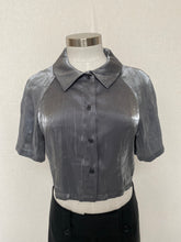 गैलरी व्यूवर में इमेज लोड करें, Dangerfield shirt: Size 10