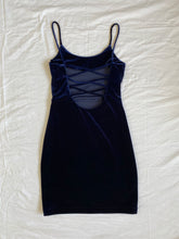 Load image into Gallery viewer, Velvet dress: Size XS