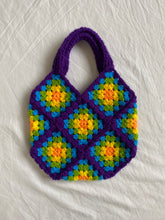 Load image into Gallery viewer, Handmade crochet bag