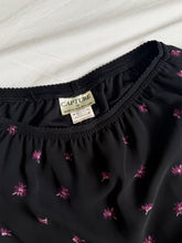 Load image into Gallery viewer, Capture skirt: Size 12