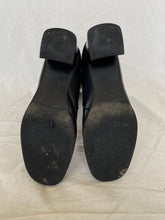 Load image into Gallery viewer, Kumfs boots: Size 6.5