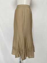 Load image into Gallery viewer, Kamiko skirt: Size 18