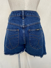 Load image into Gallery viewer, Rollas shorts: Size 8