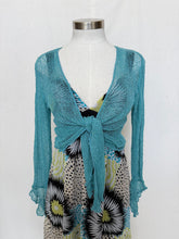 Cargar imagen en el visor de la galería, Aquamarine shawl: Size M/L