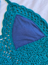 Load image into Gallery viewer, Crochet crop top: Free Size