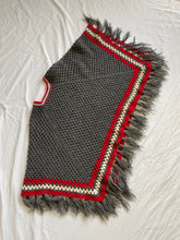Load image into Gallery viewer, Handmade poncho: Free Size
