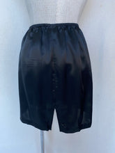 Load image into Gallery viewer, Bendon skirt: Size M