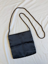 Cargar imagen en el visor de la galería, Truworths bag