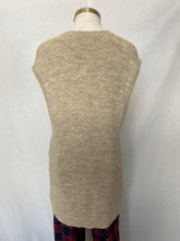 Load image into Gallery viewer, Handmade vest: Size M/L