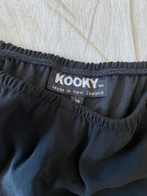 Load image into Gallery viewer, Kooky skirt: Size 14