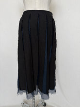 Cargar imagen en el visor de la galería, Ink skirt: Size 10