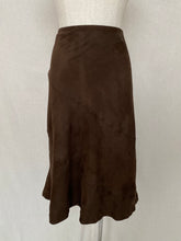 Load image into Gallery viewer, Twin Rivers skirt: Size 18