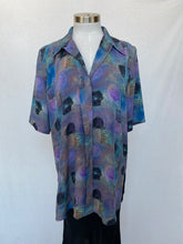 Cargar imagen en el visor de la galería, Fredrick shirt: Size 12