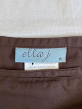Load image into Gallery viewer, Ella J skirt: Size 14