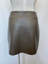 Cargar imagen en el visor de la galería, Alice skirt: Size M