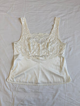 गैलरी व्यूवर में इमेज लोड करें, Bendon cami: Size L