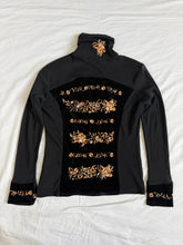 Load image into Gallery viewer, Velvet top: Size 8