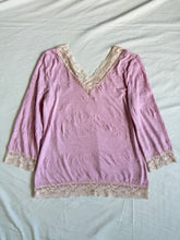 将图片加载到图库查看器,Lace trim top: Size 12