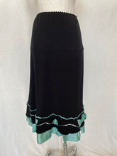 Load image into Gallery viewer, Cachet skirt: Size 10
