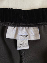 Load image into Gallery viewer, Frederick A skirt: Size 16