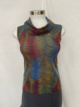 Load image into Gallery viewer, Y2K Pagani top: Size 8